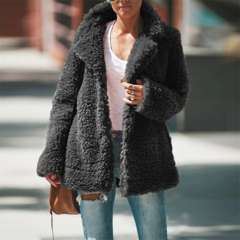 Ariadna® | Timeless and elegant winter clothing
