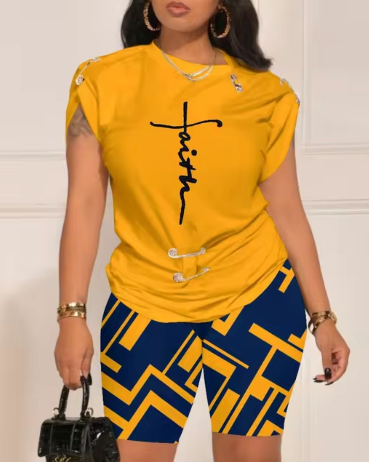 Daisy® | Fashionable Two-Piece Suit
