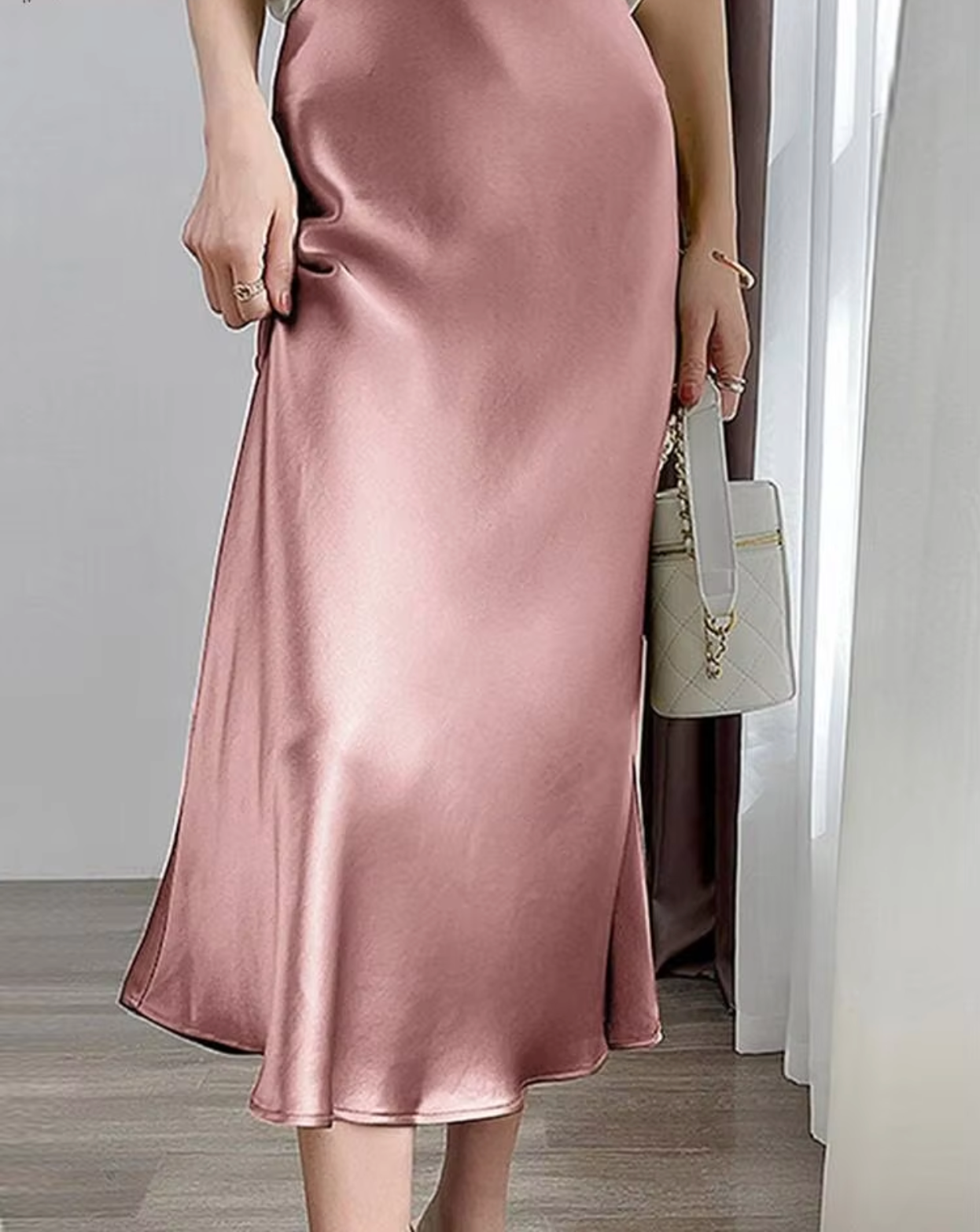 Diana® | Elegant skirt made of satin silk