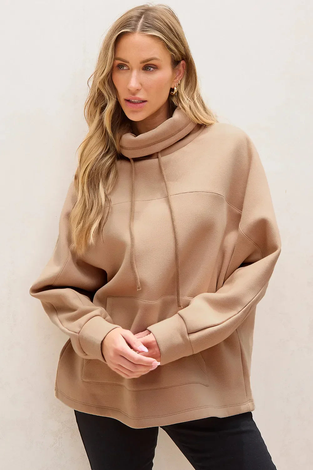 Camila® | Long-sleeved sweatshirt with turtleneck and drawstring