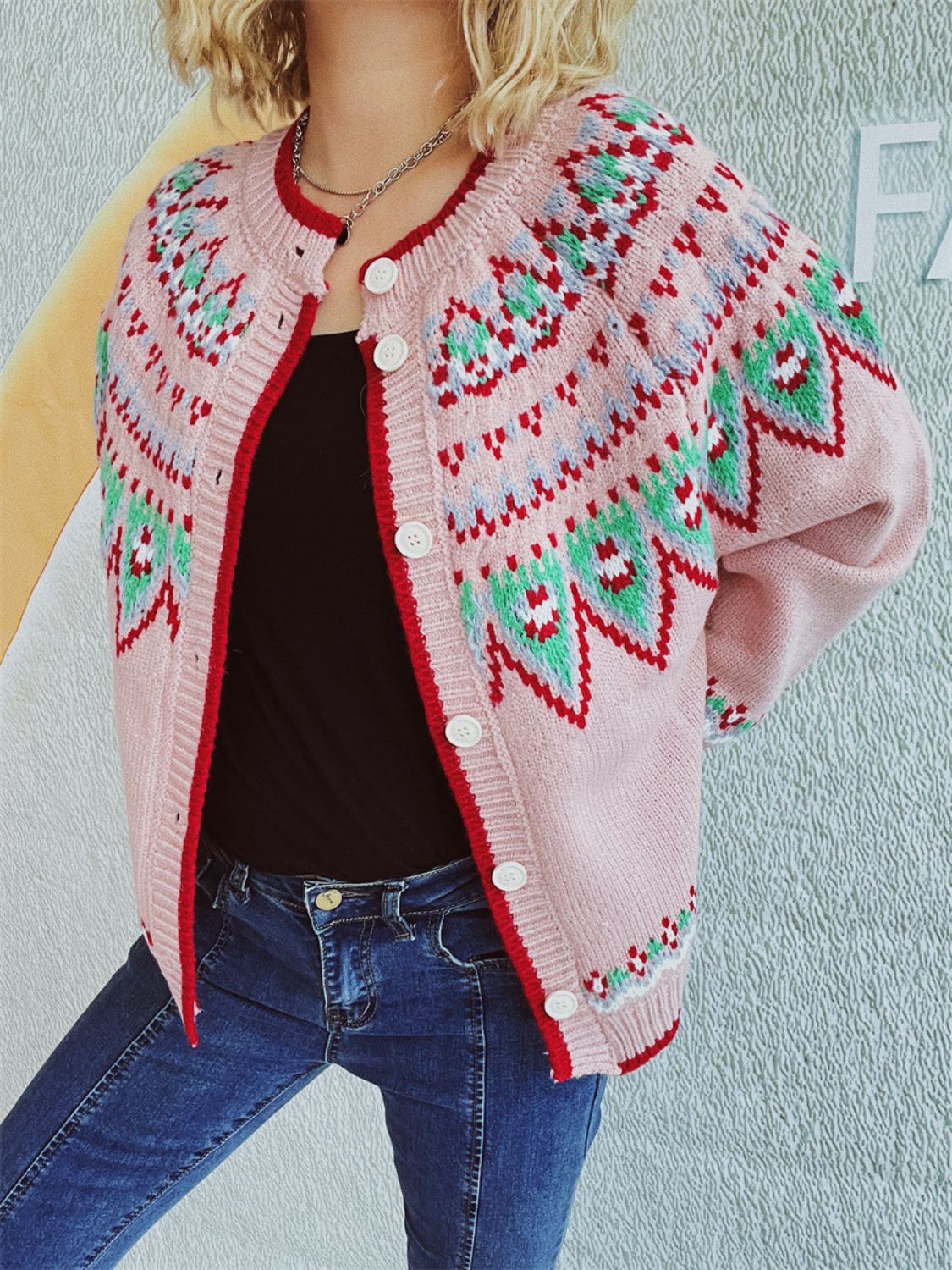 Diana® | Long sleeve cardigan with a contrasting geometric crew neck