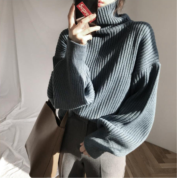 Aurora® | Luxurious turtleneck sweater with balloon sleeves