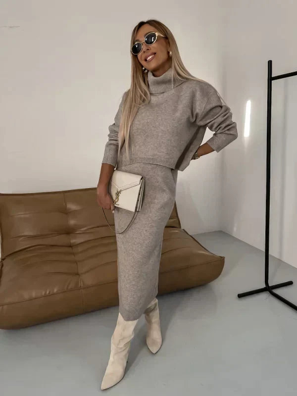 Aranza® | Dress with matching turtleneck