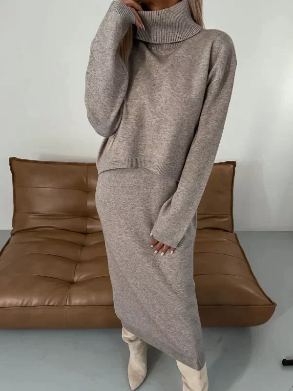 Aranza® | Dress with matching turtleneck