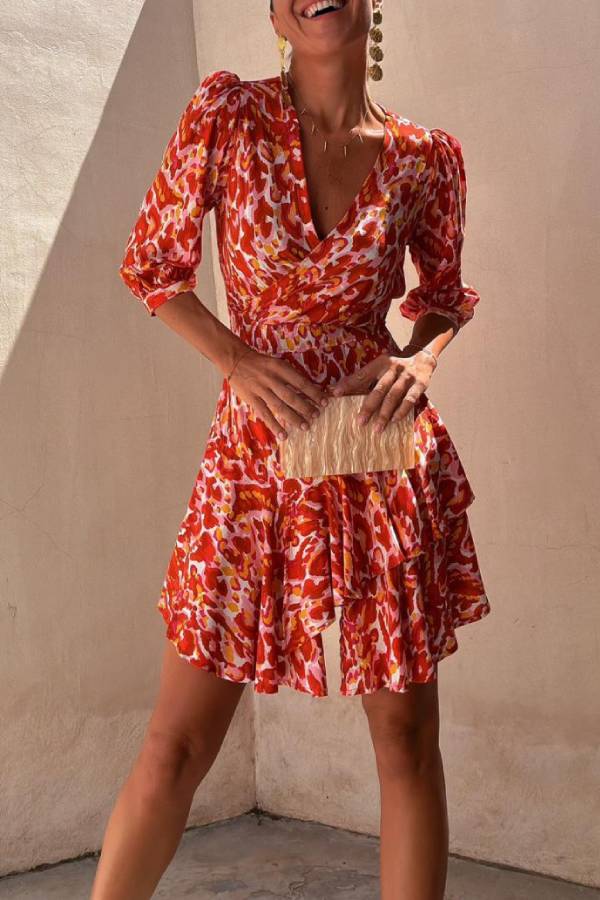Deborah® | Vibrant Voyage mini dress with a unique print, half sleeves and elastic waist