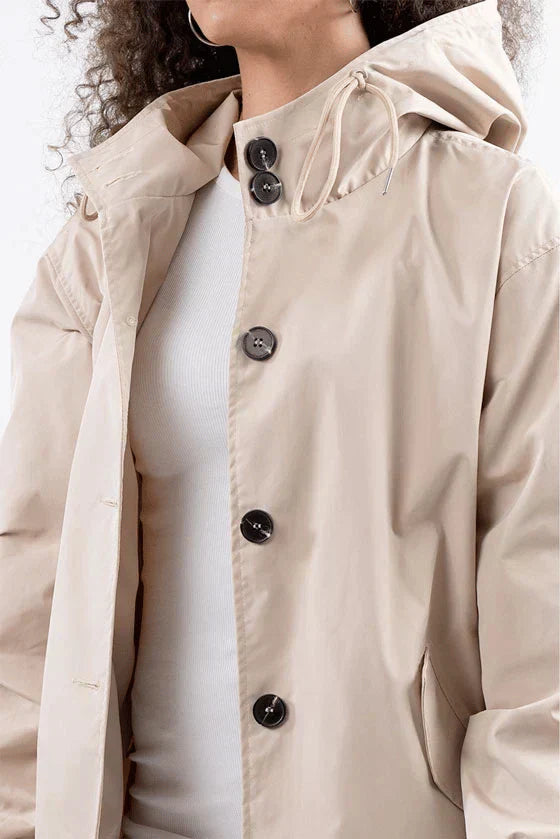 Aracelis | Timeless and elegant winter coat