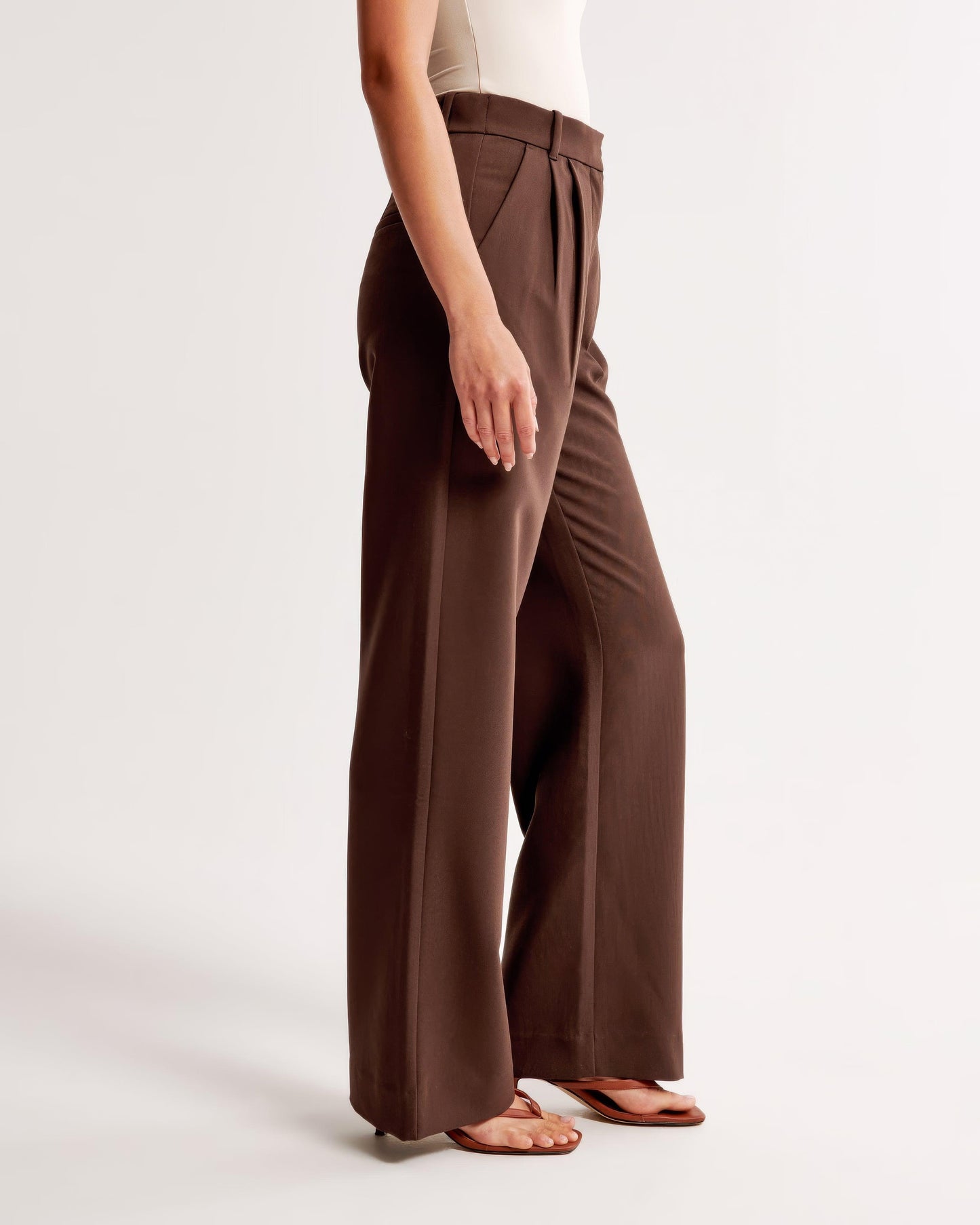 Zara | High Waist Pleated Leg Trousers with Tailored Fit