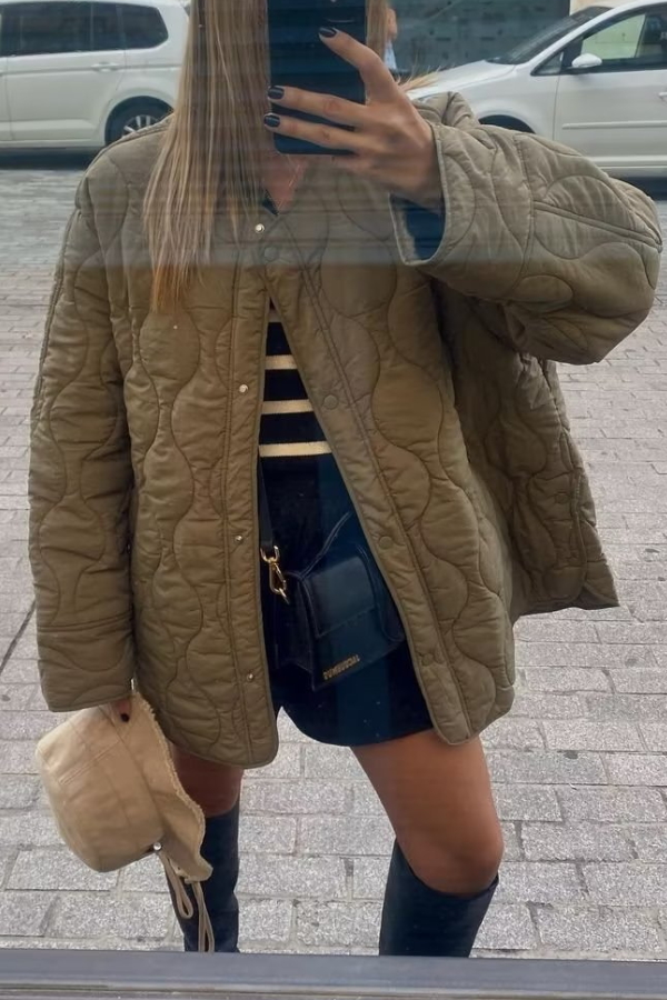 Casandra® | Solid Color Loose Round Neck Quilted Jacket