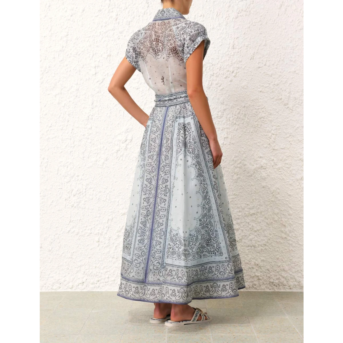 Angela® | Impera printed blouse and falda set