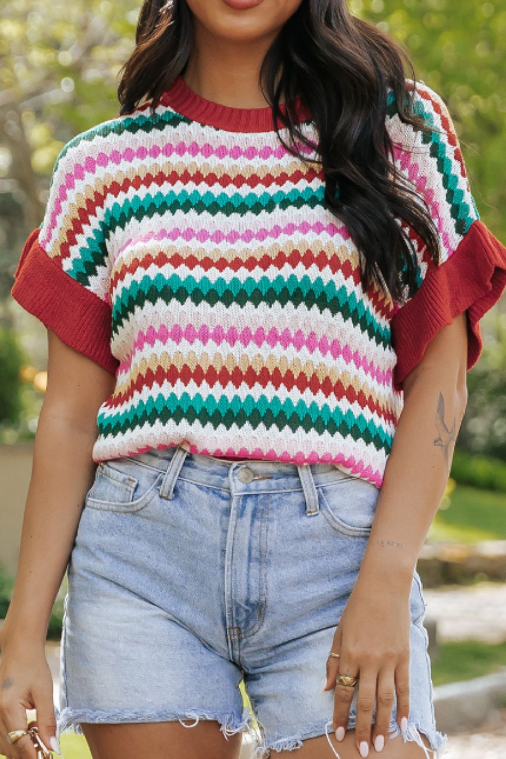 Delia® | Contrast short sleeve sweater with a crew neck