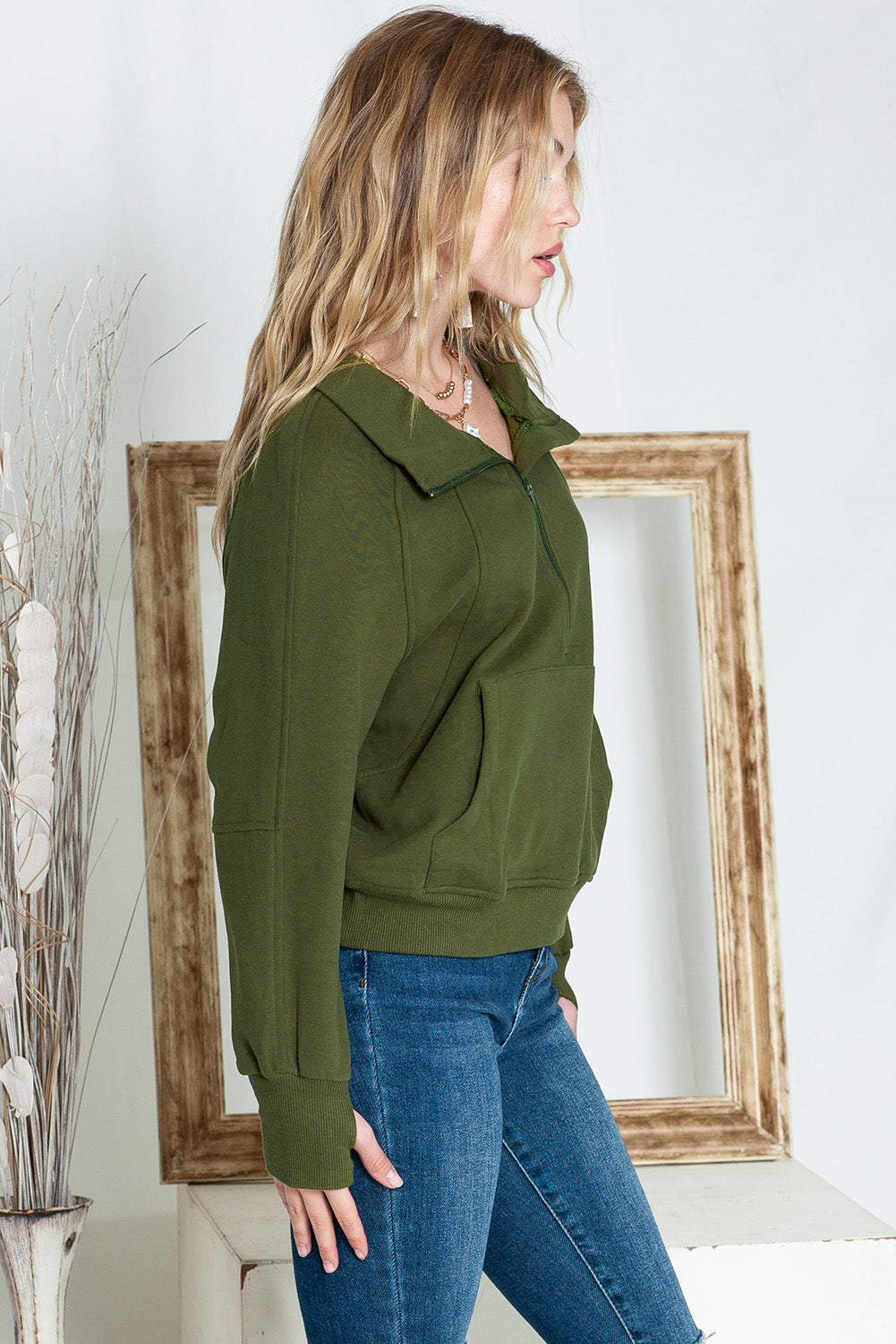 Coralia | Trendy and elegant winter clothing item