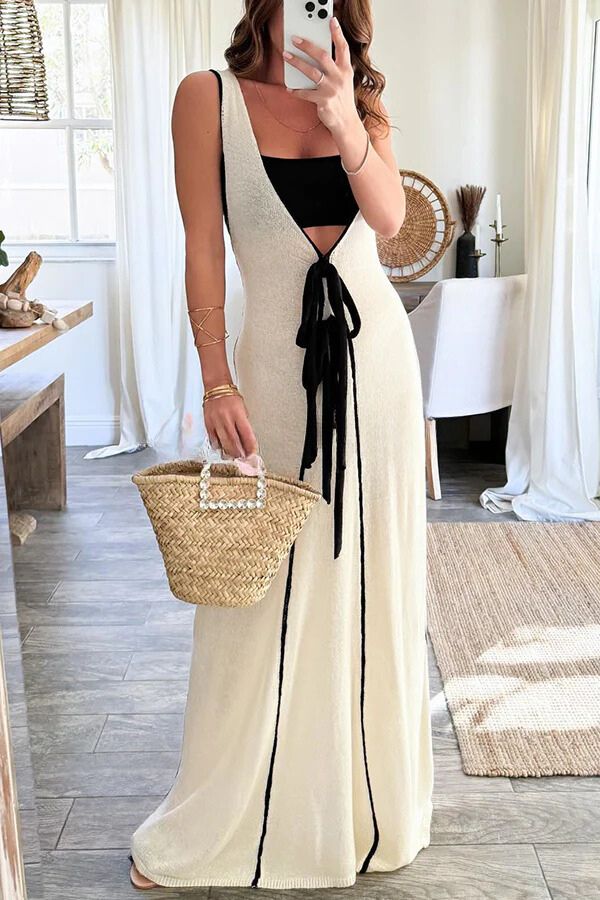 Dayana® | Flowing, self-tie maxi dress in a contrasting color