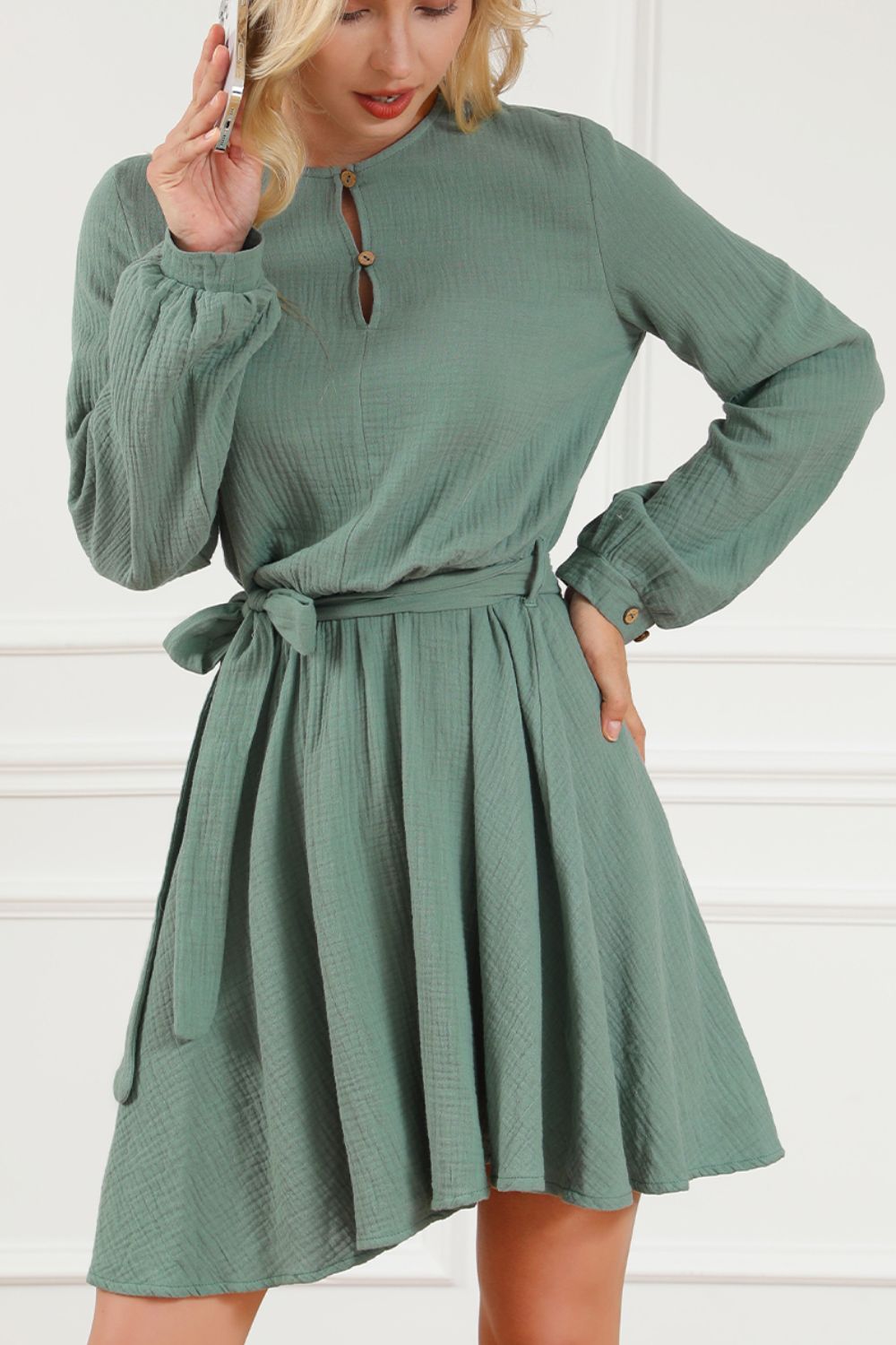 Aurora® | Dress with a round neckline, long sleeves and a tie waist