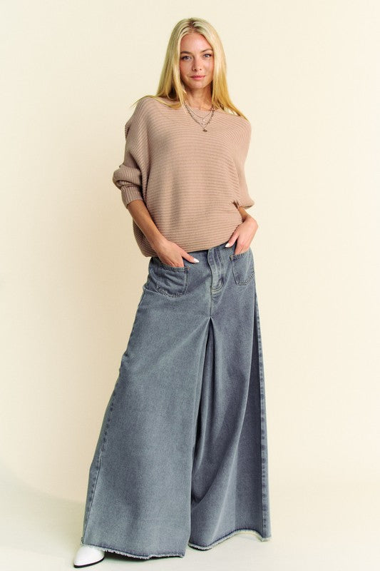 Clara® | Crew neck sweater with batwing sleeves