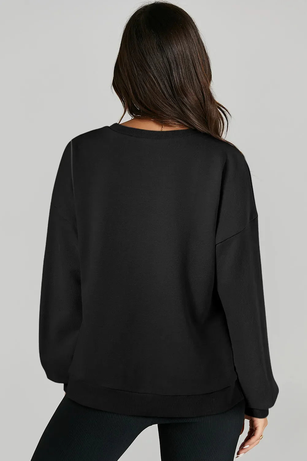 Claudia® | Long-sleeved sweatshirt with a high, low crew neck