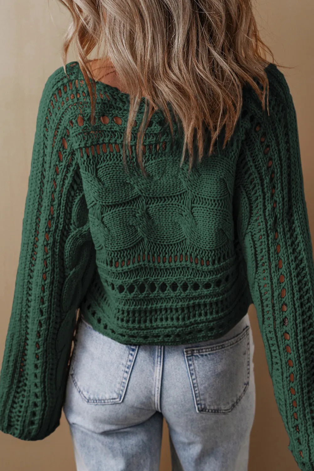 Celia® | Fashionable and minimalist winter sweater