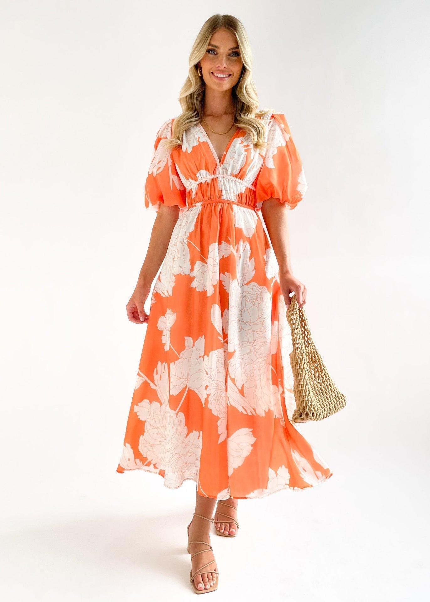 Dayana® | Long dress with V-neck and puff sleeves