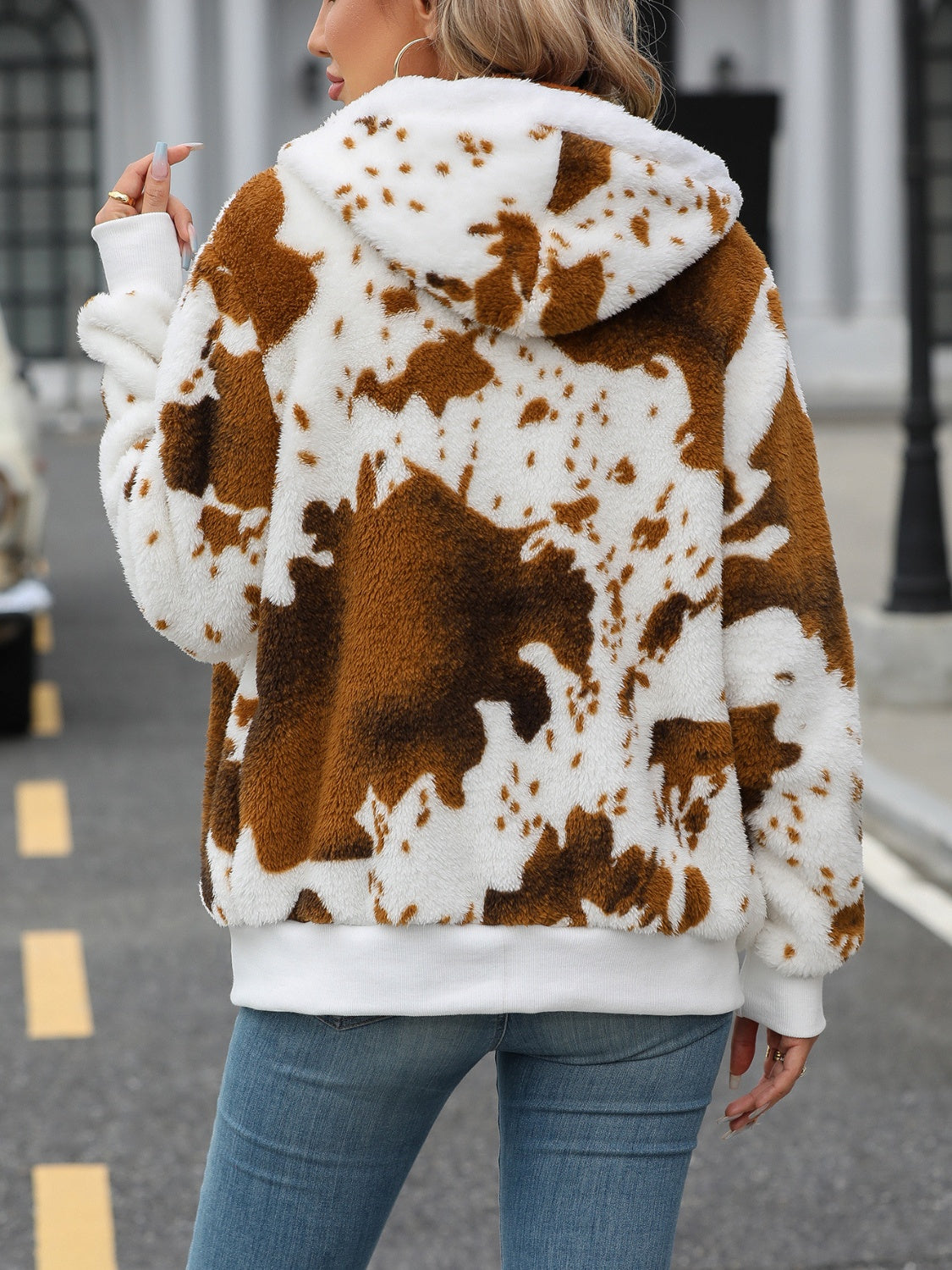 Beate® | Fluffy hooded jacket with drawstring and zip