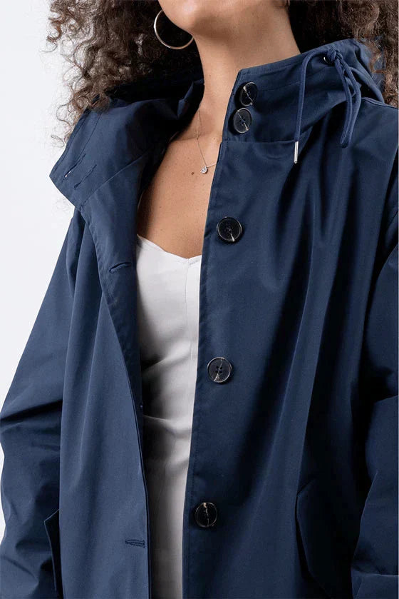 Aracelis | Timeless and elegant winter coat