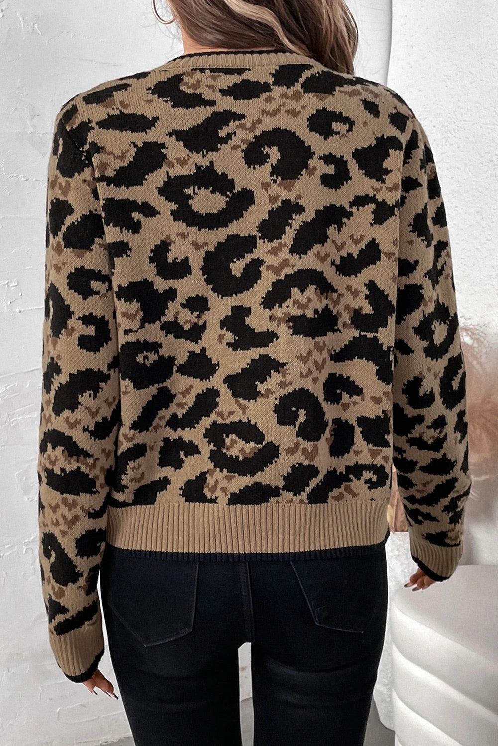 Bella® | Brown knit cardigan with bow tie and leopard print