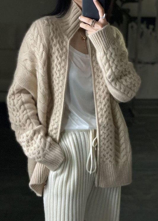 Begoña | Modern Roll Collar Knit Jacket for Women