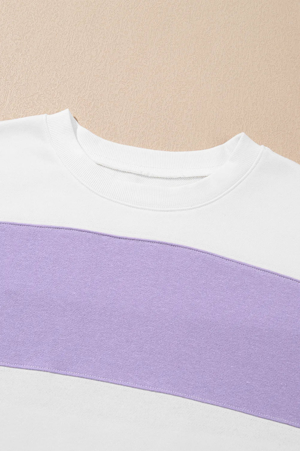 Anya® | Color block sweatshirt with a crew neck and long sleeves