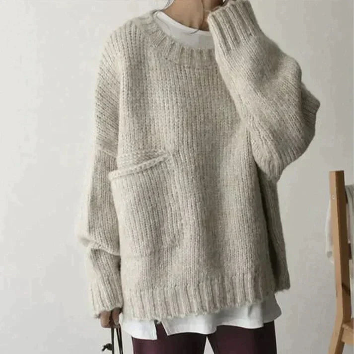 Blanca | Ivory oversized sweater with front pocket
