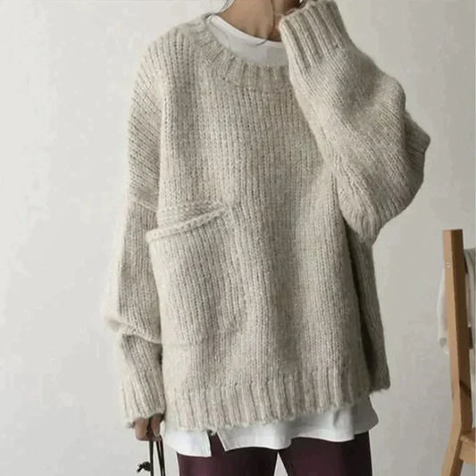 Blanca | Ivory oversized sweater with front pocket