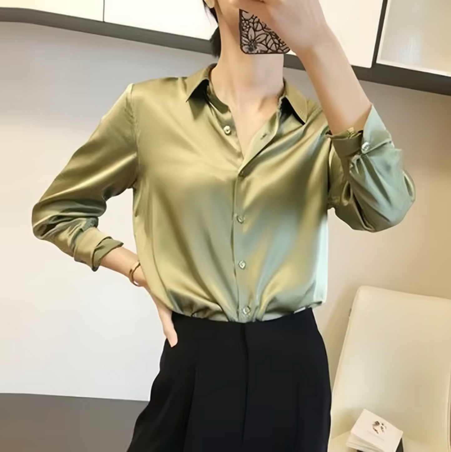 Dana® | Elegant satin blouse