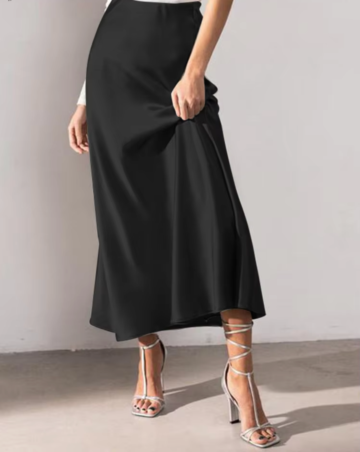 Diana® | Elegant skirt made of satin silk