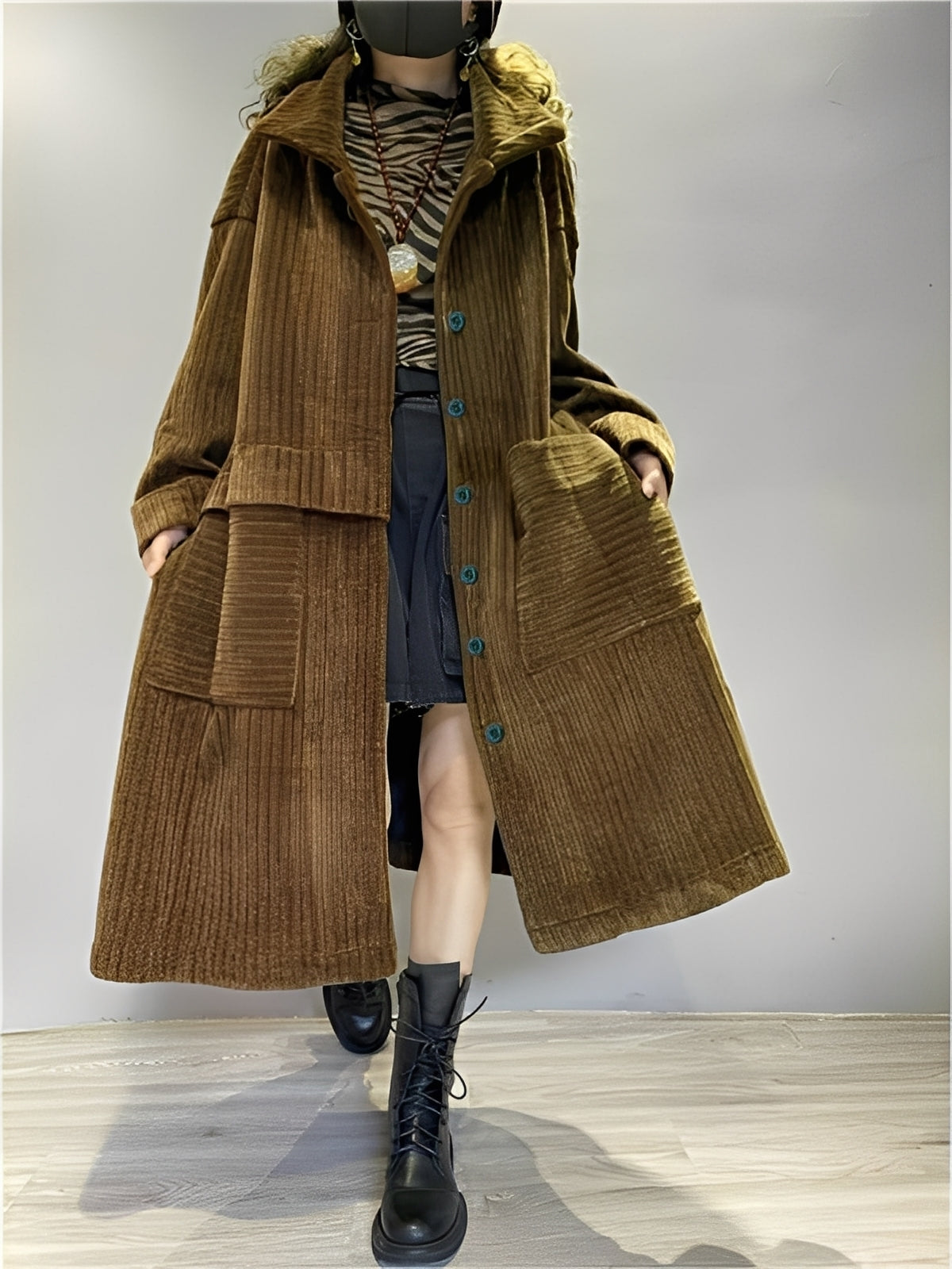 Antonella | Irma – Long, cozy jacket with bags