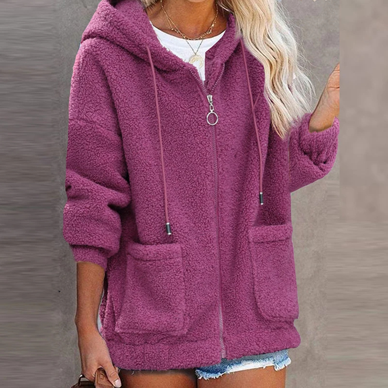 Clarisa® | Modern and elegant winter garment.