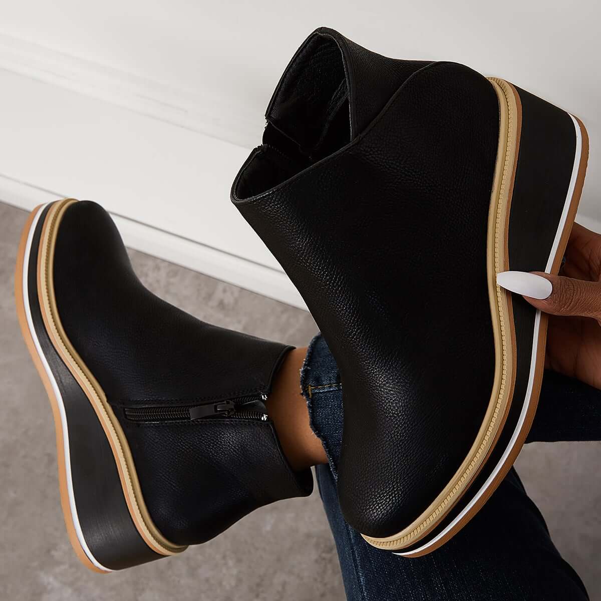 Cristina® | Durable and supportive orthopedic boots