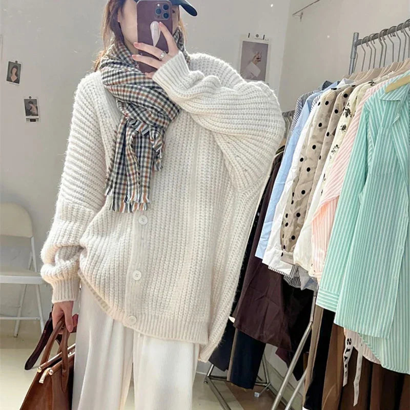 Elisa® | Casual and comfortable winter cardigan