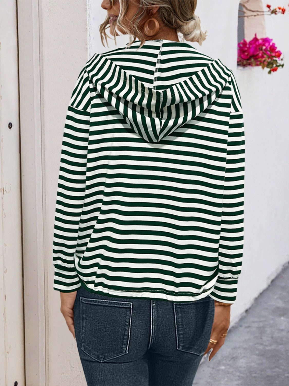 Eliana® | Striped drawstring hoodie with long sleeves