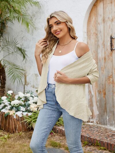 Elisa® | Open front top with three-quarter sleeves and eyelets