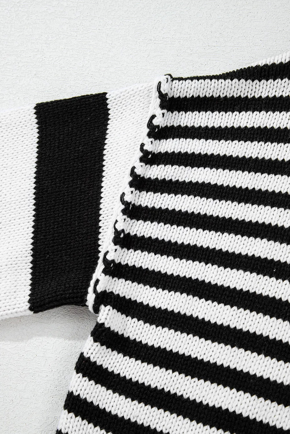 Angela® | Striped long-sleeved sweater with a crew neck