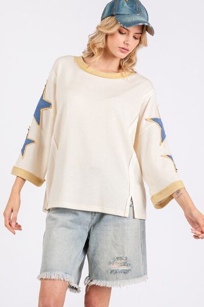 Constanza® | Top with side slit and round neckline and star patch