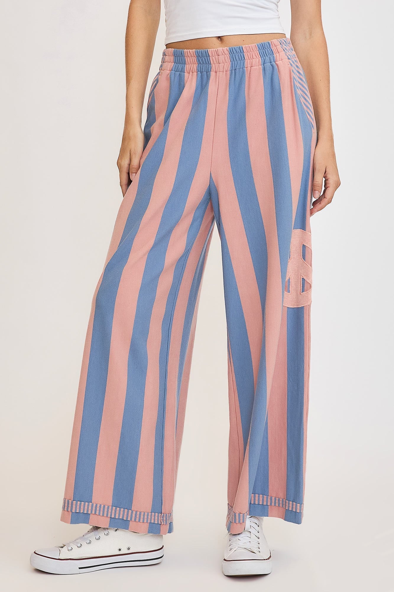 Ariadna® | Striped wide-leg pants with peace sign patch