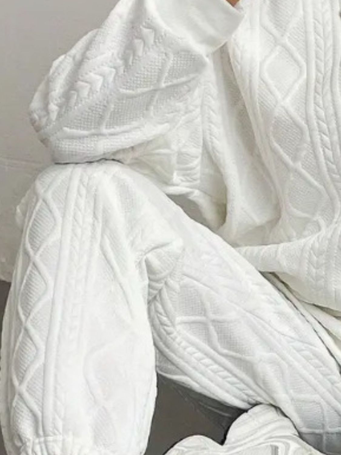 Amelie® | Textured crew neck long sleeve top and pants set