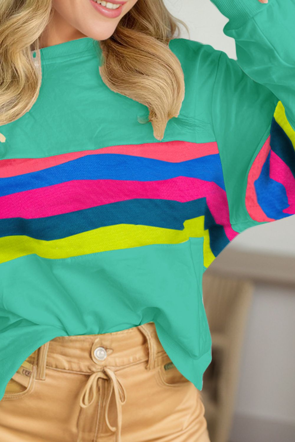 Aurora® | Contrasting long-sleeved top with a crew neck