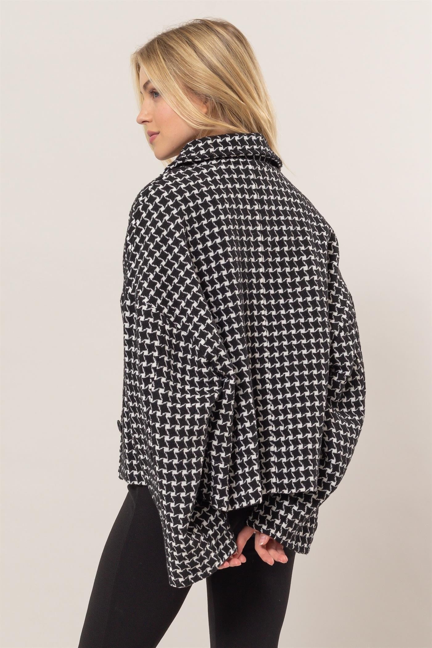 Albina | Check tweed jacket with button placket and collar