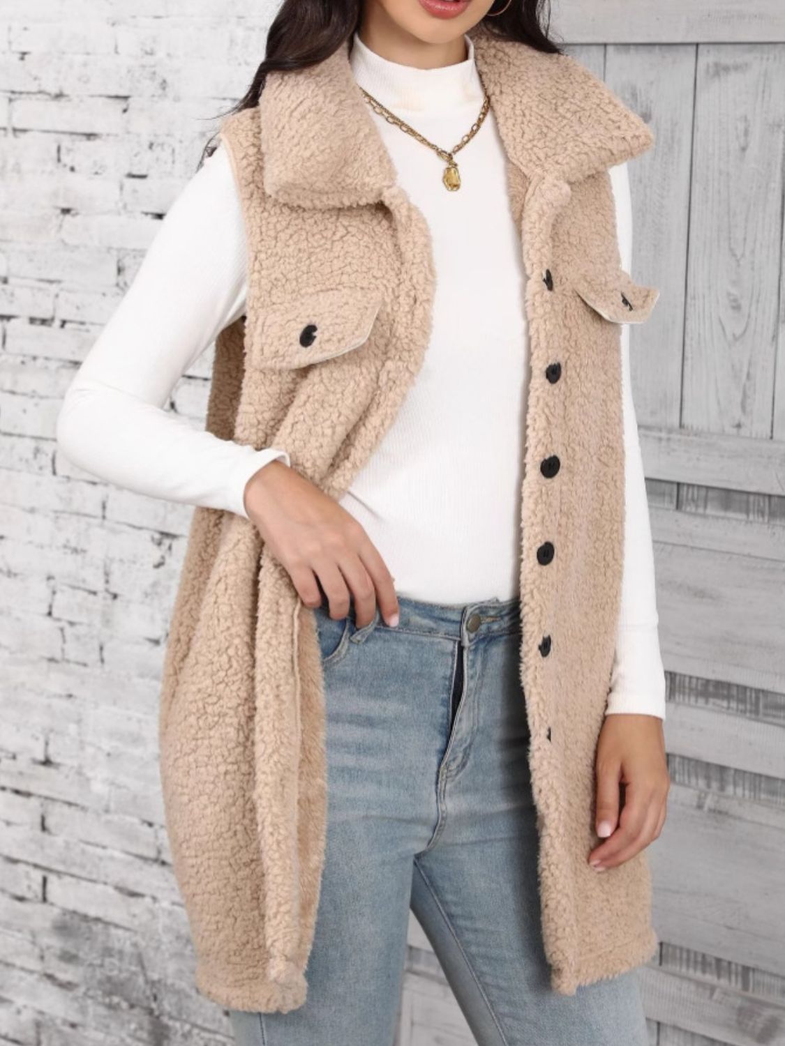 Diana® | Buttoned teddy vest coat