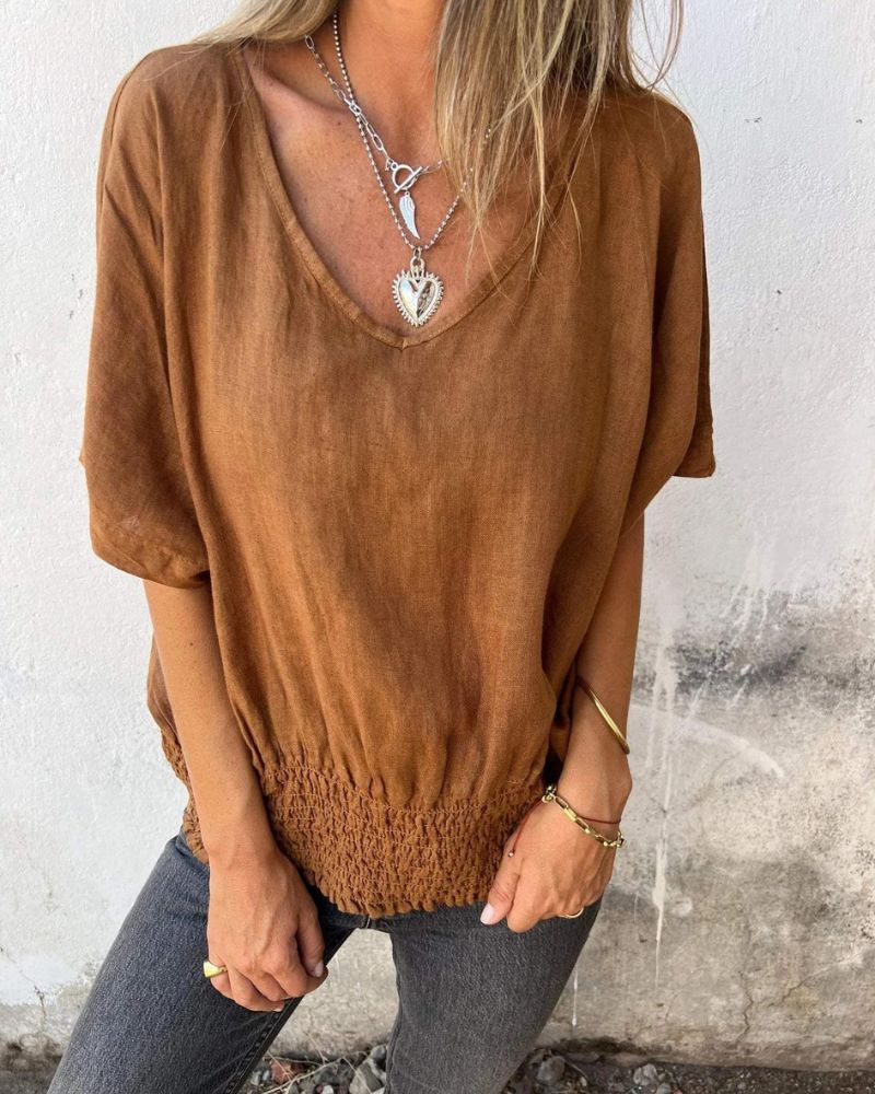 Chiara® | Fashionable, fitted V-neck T-shirt for women