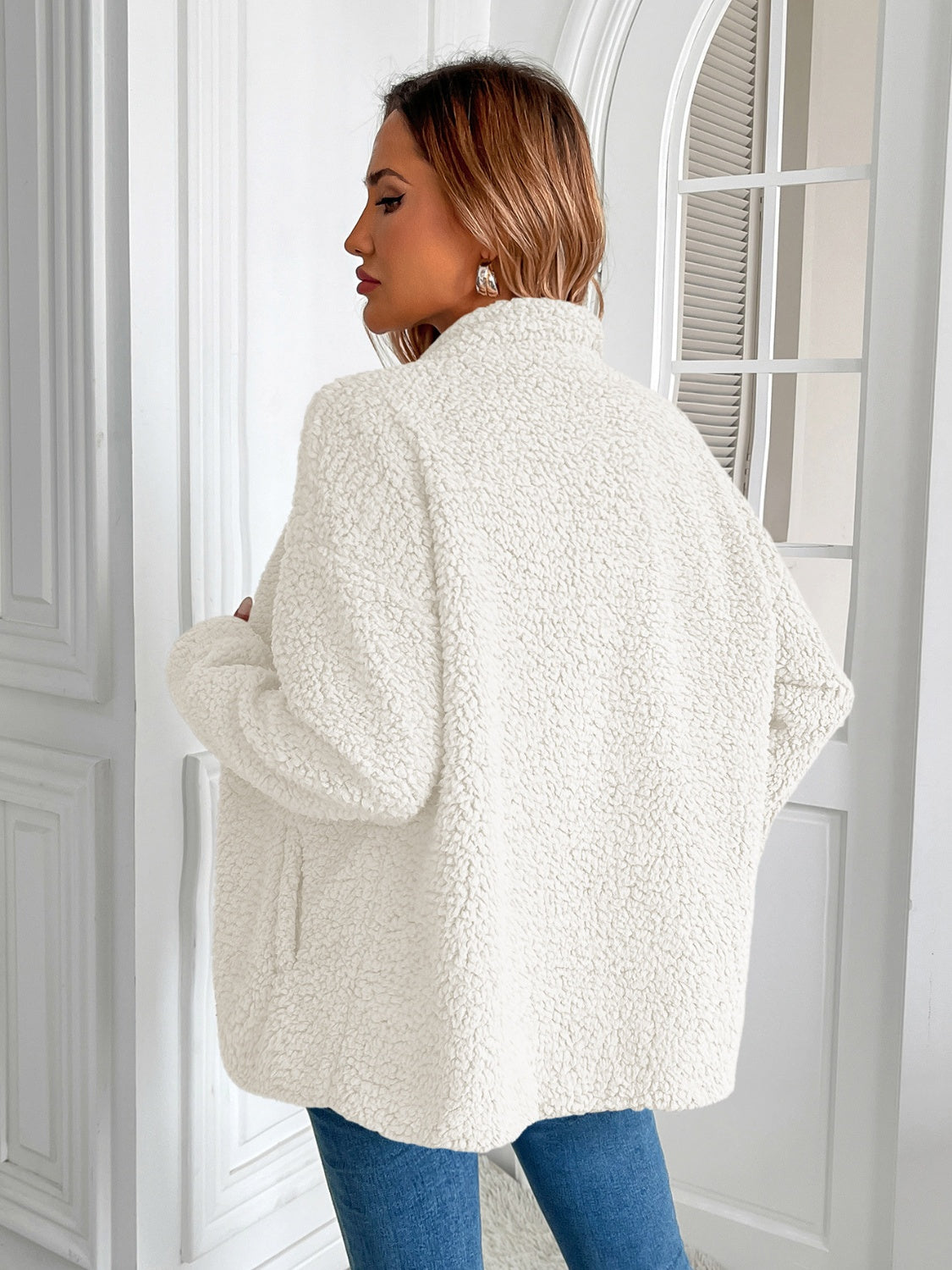 Camila® | Ivy Lane fluffy jacket with long sleeves and zip