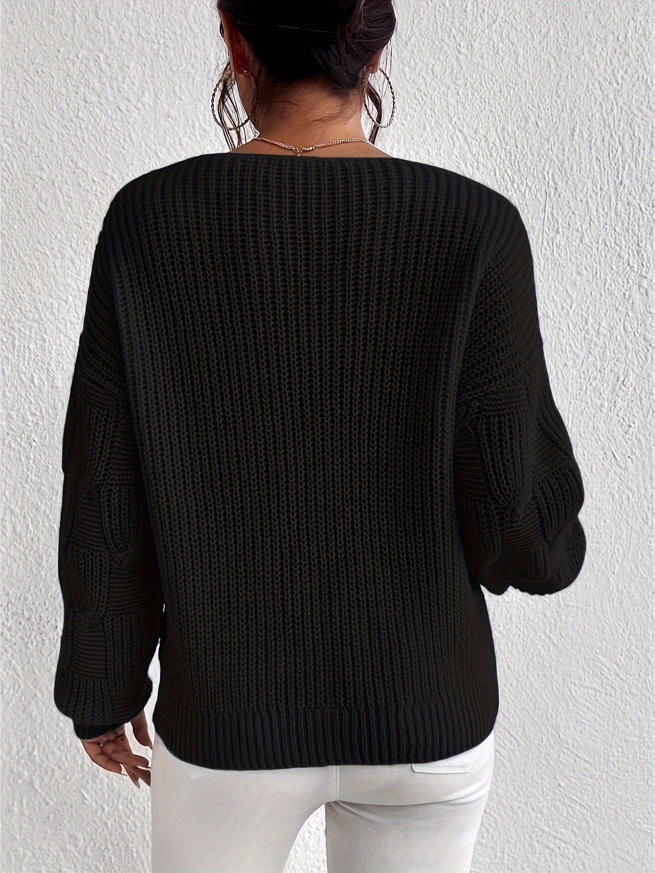 Dorotea® | V-neck sweater