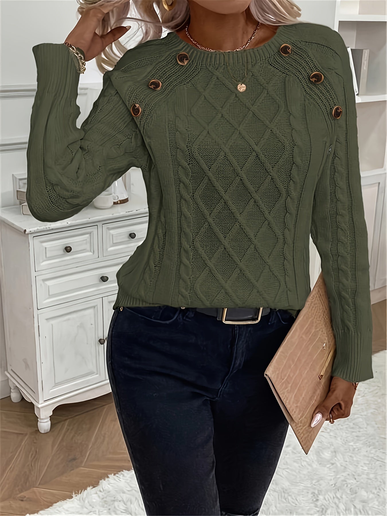 Annelie® | Single-breasted cable-knit sweater with a crew neck