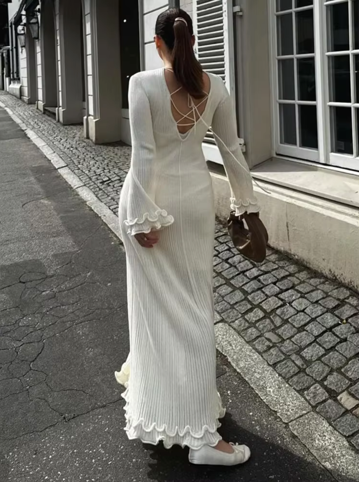 Alma® | Long knitted dress with ruffle hem