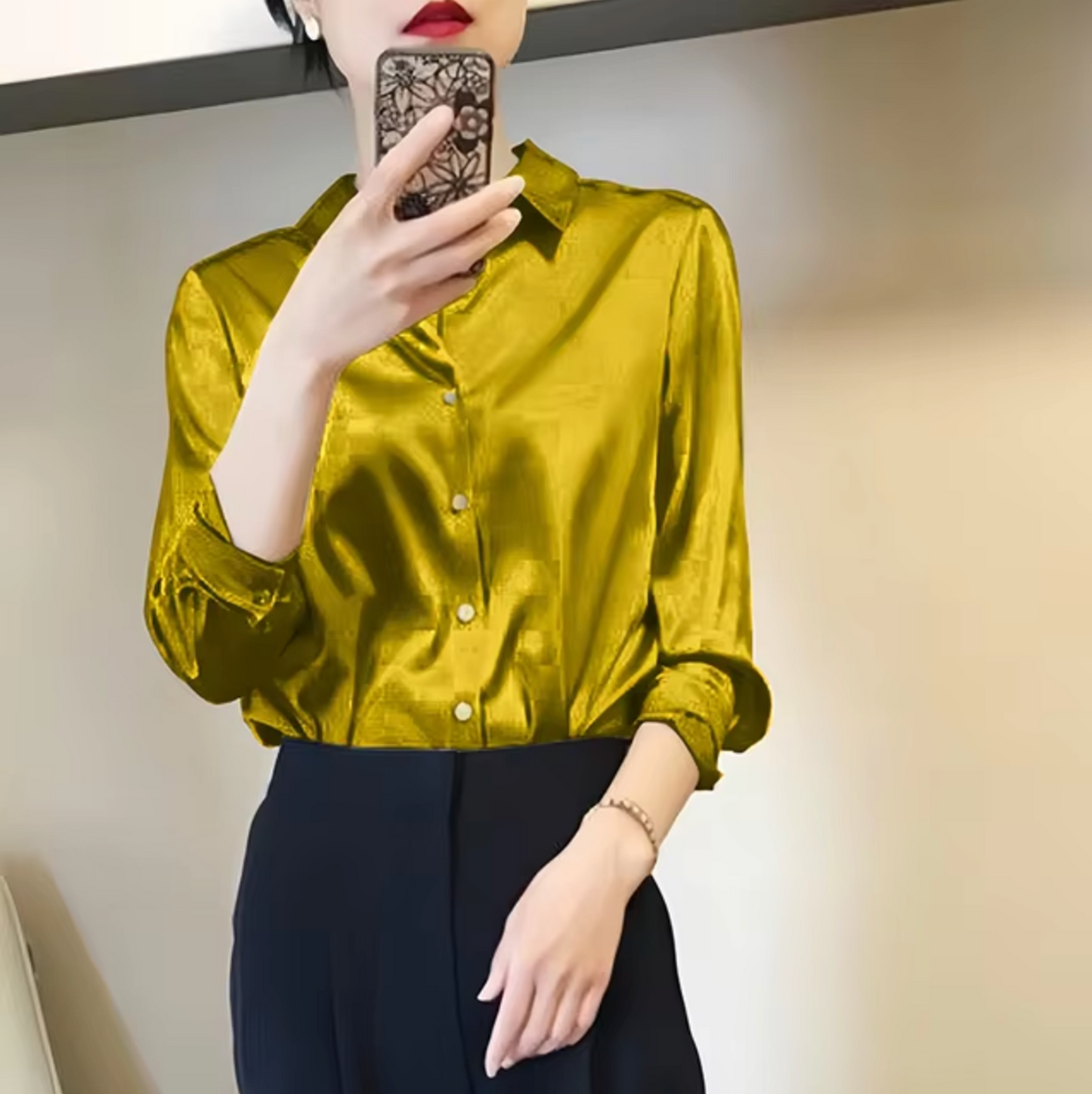 Dana® | Elegant satin blouse