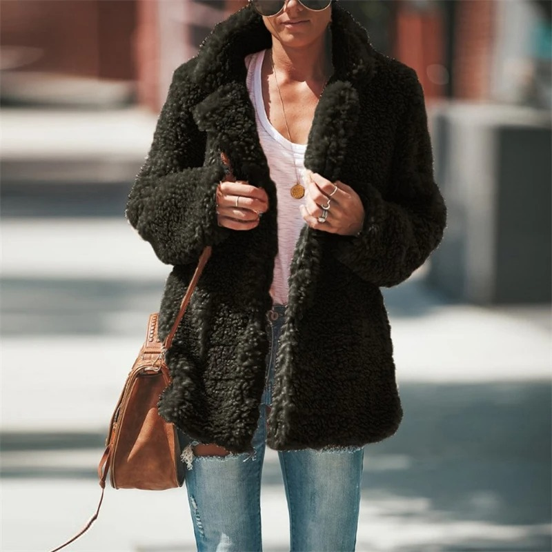 Ariadna® | Timeless and elegant winter clothing